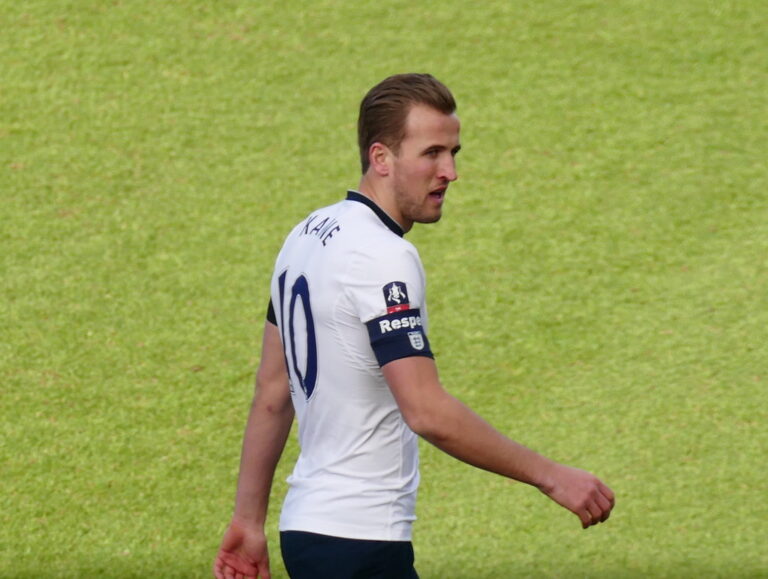 Harry Kane, Colchester Utd v Tottenham Hotspur FA Cup - hydrogen1 on Flickr.com