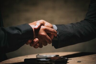 A handshake. By Rock Staar on Unsplash