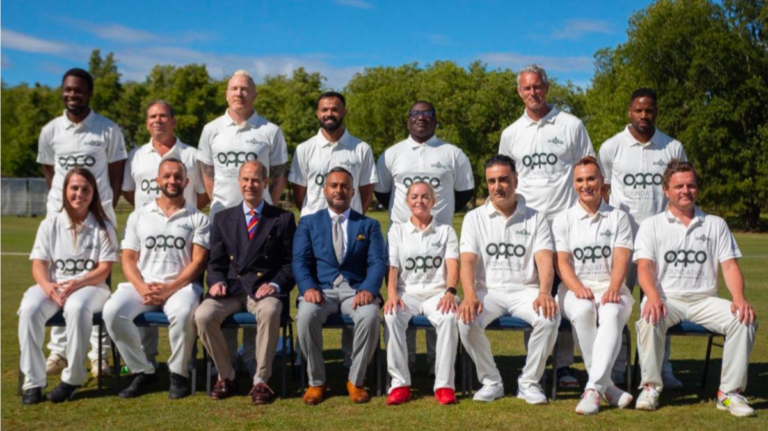 The OppO Foundation cricket team in a two-row team photo at Windsor.