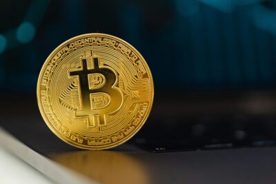 An image of a bitcoin. by Kaboompics.com on pexels